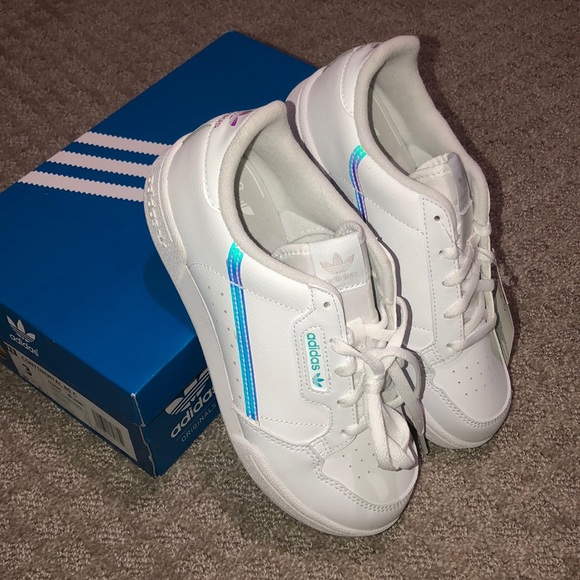 adidas continental size 3